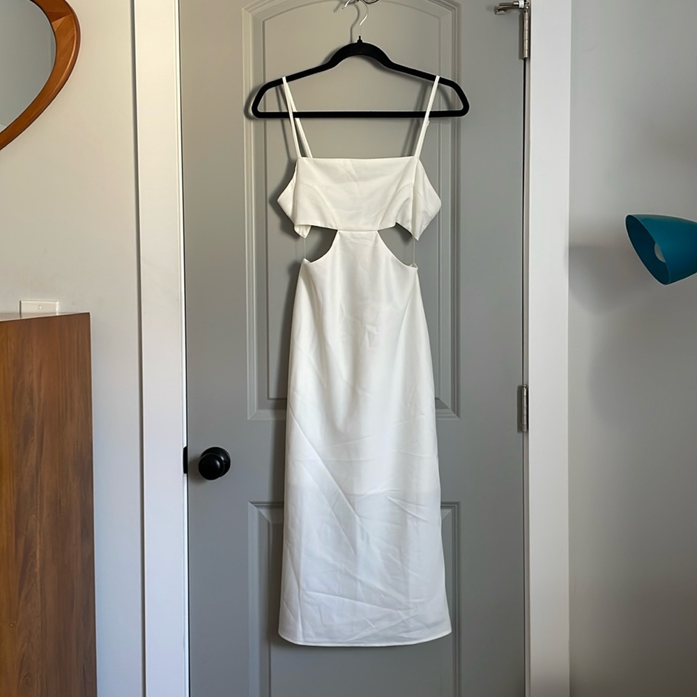 White cut out 4th & reckless dress new without tag excellent condition